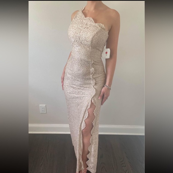 Champagne Taupe Gown Dress size 3 - Picture 1 of 3